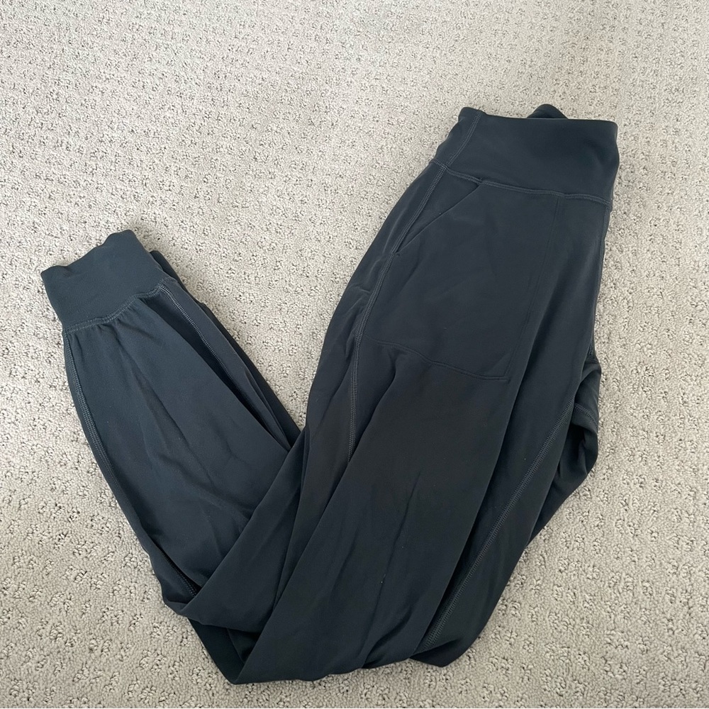 Lululemon High-Rise Align Joggers